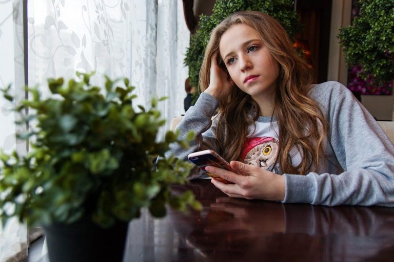 Do kogo się zwrócić z kłopotami psychologicznymi?